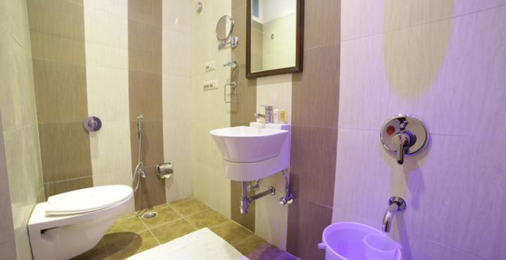 Oyo 1681 Hotel Devansh Udaipur Ngoại thất bức ảnh