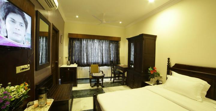 Oyo 1681 Hotel Devansh Udaipur Ngoại thất bức ảnh