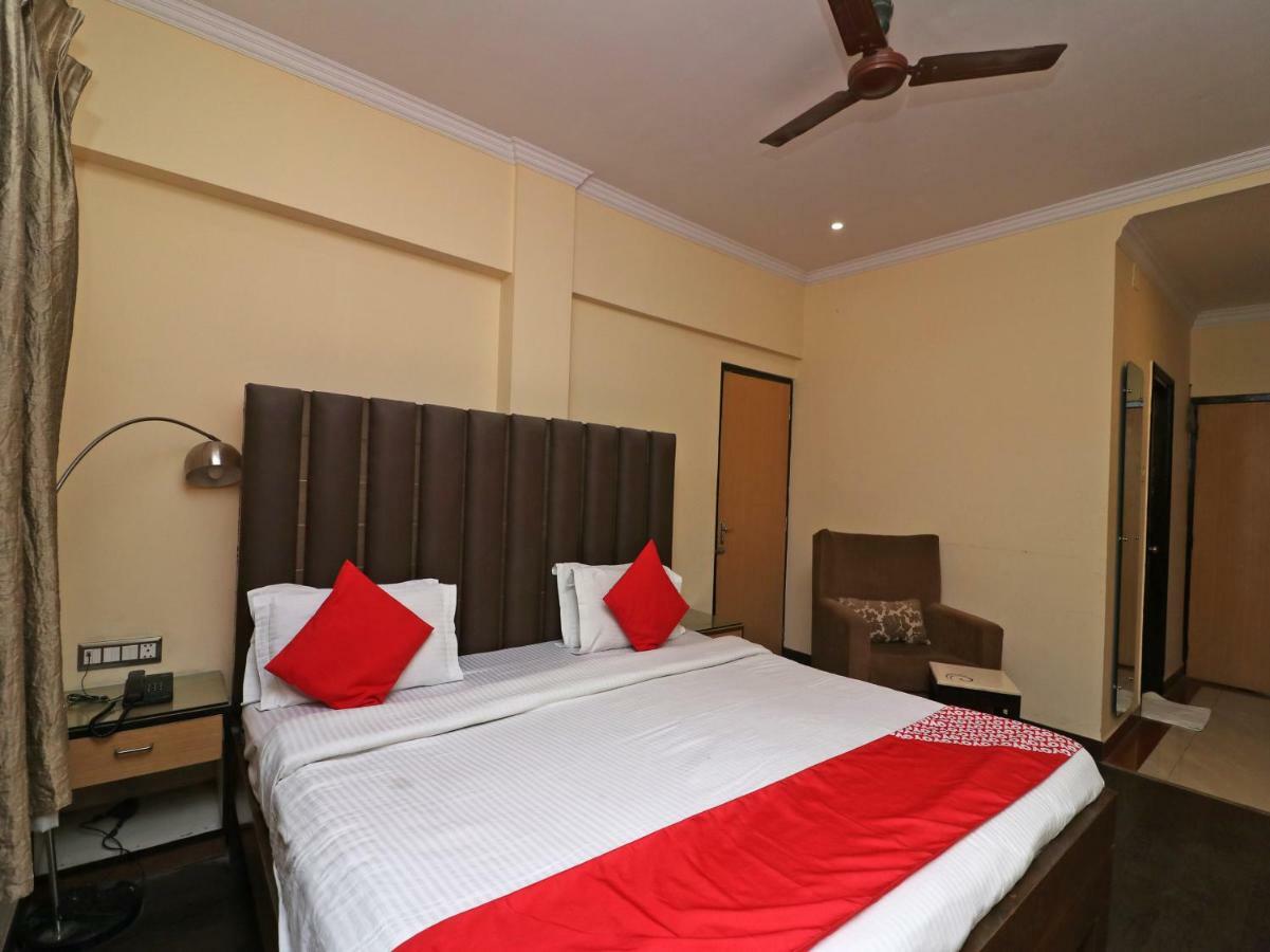 Oyo 1681 Hotel Devansh Udaipur Ngoại thất bức ảnh