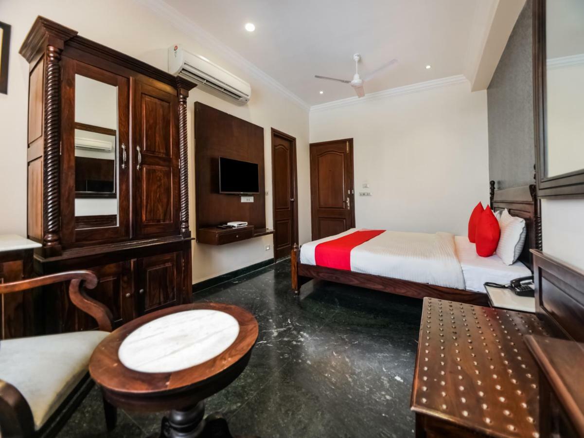 Oyo 1681 Hotel Devansh Udaipur Ngoại thất bức ảnh
