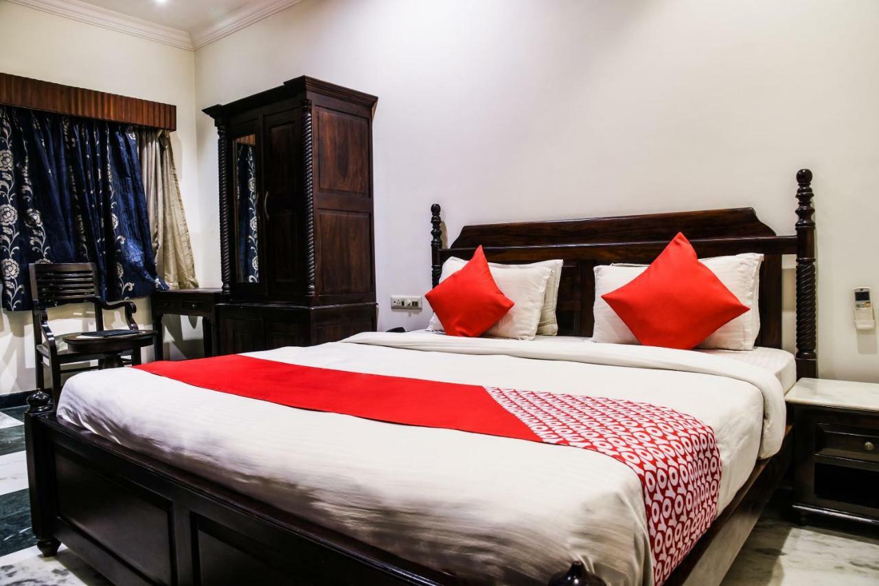 Oyo 1681 Hotel Devansh Udaipur Ngoại thất bức ảnh