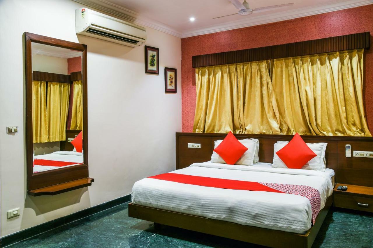 Oyo 1681 Hotel Devansh Udaipur Ngoại thất bức ảnh