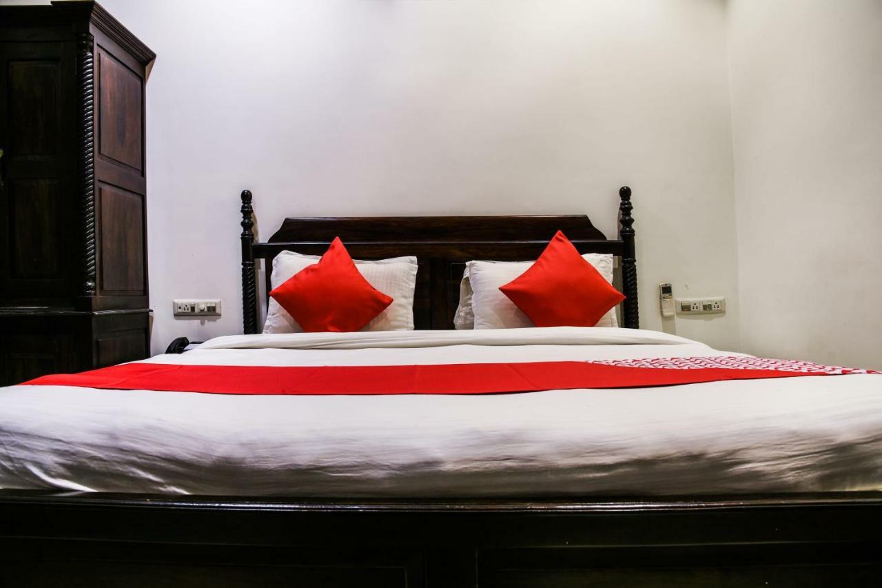 Oyo 1681 Hotel Devansh Udaipur Ngoại thất bức ảnh